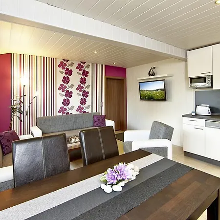 Kuehne's 4 Sterne Komfort-apartments Apartament *